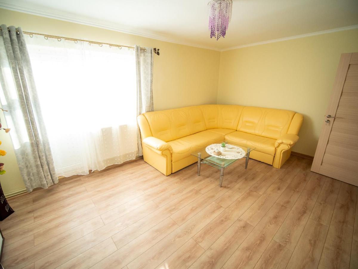 L&R Modern Apartment Otelu Rosu Εξωτερικό φωτογραφία